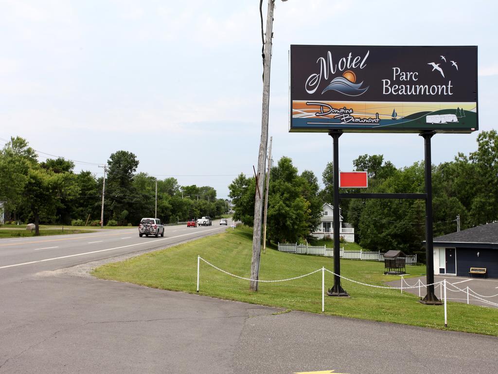 Motel Parc Beaumont Inc. Екстер'єр фото